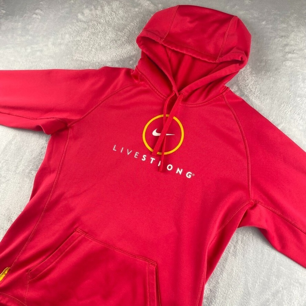 Nike Livestrong Hoodie Womens Medium Red Therma Fit Hooded Fleece Sweatshirt